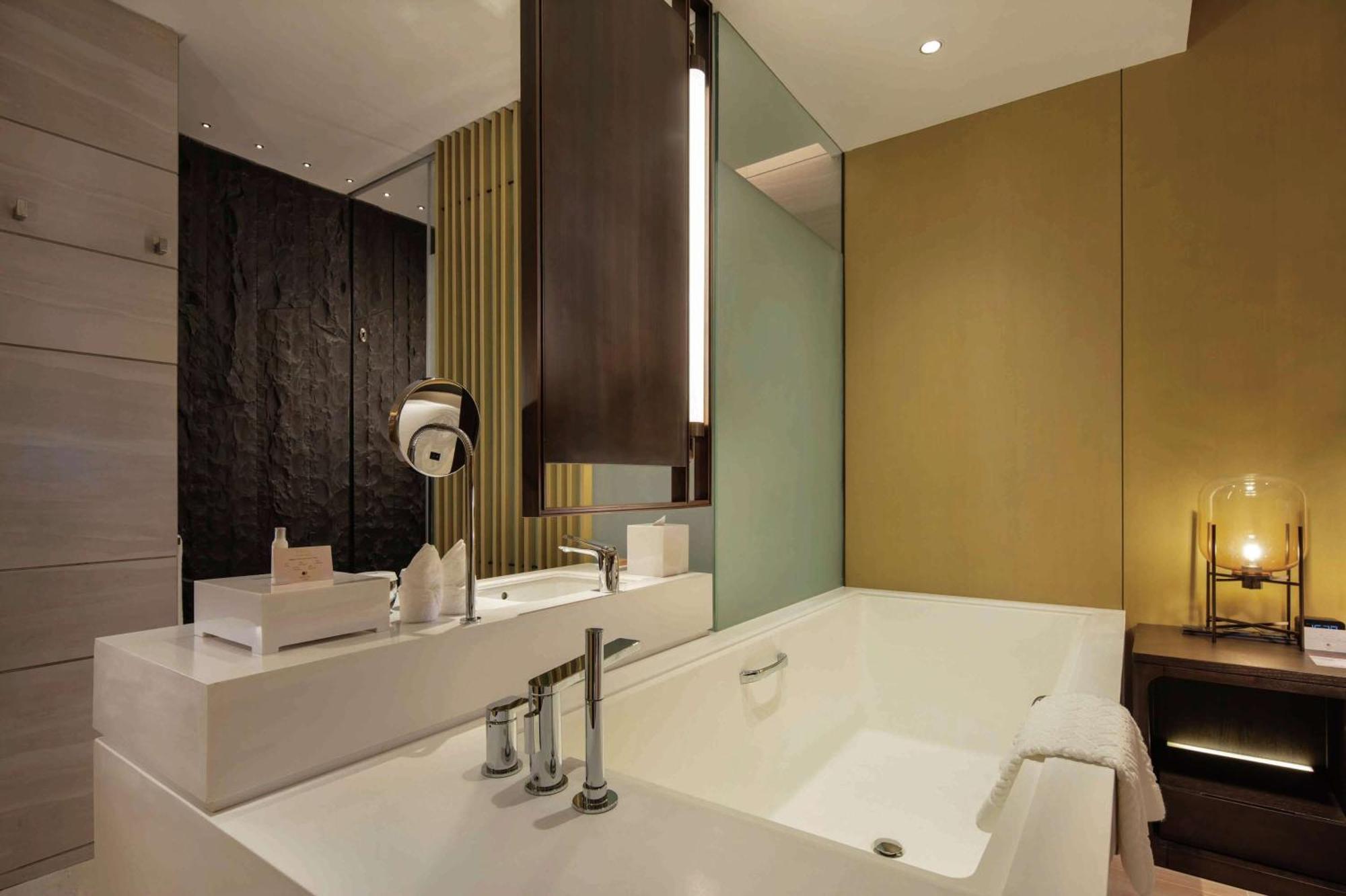 Doubletree Resort By Hilton Hainan - Xinglong Lakeside Wanning Eksteriør bilde